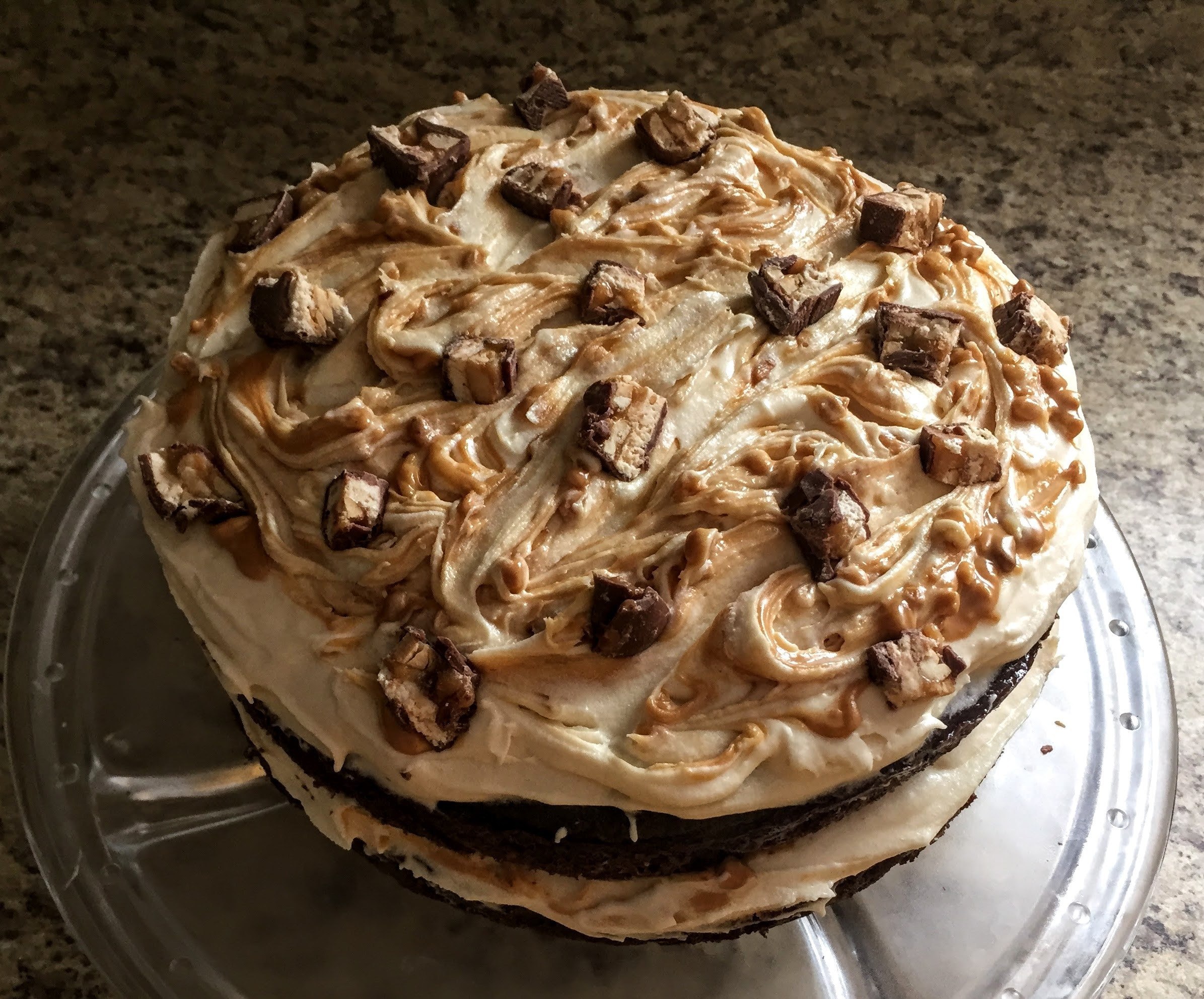 Assortiment Immoraliteit heet Snickers Cake · Jenny the Baker